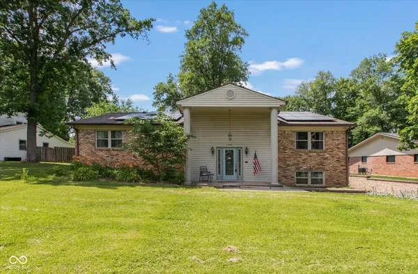 $499,900 | 144 Bexhill Drive, Carmel, IN 46032