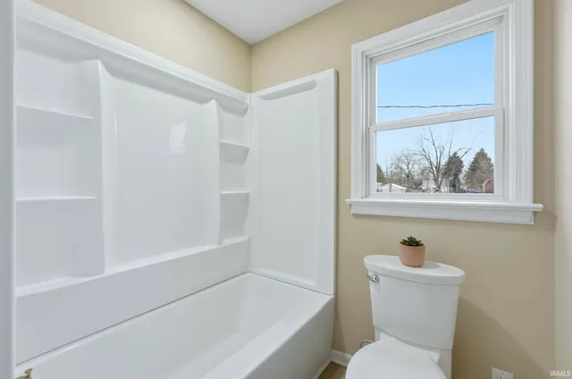 $182,900 | 11608 Marywood Lane, Fort Wayne, IN 46816