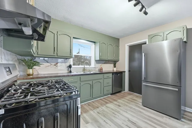 $182,900 | 11608 Marywood Lane, Fort Wayne, IN 46816