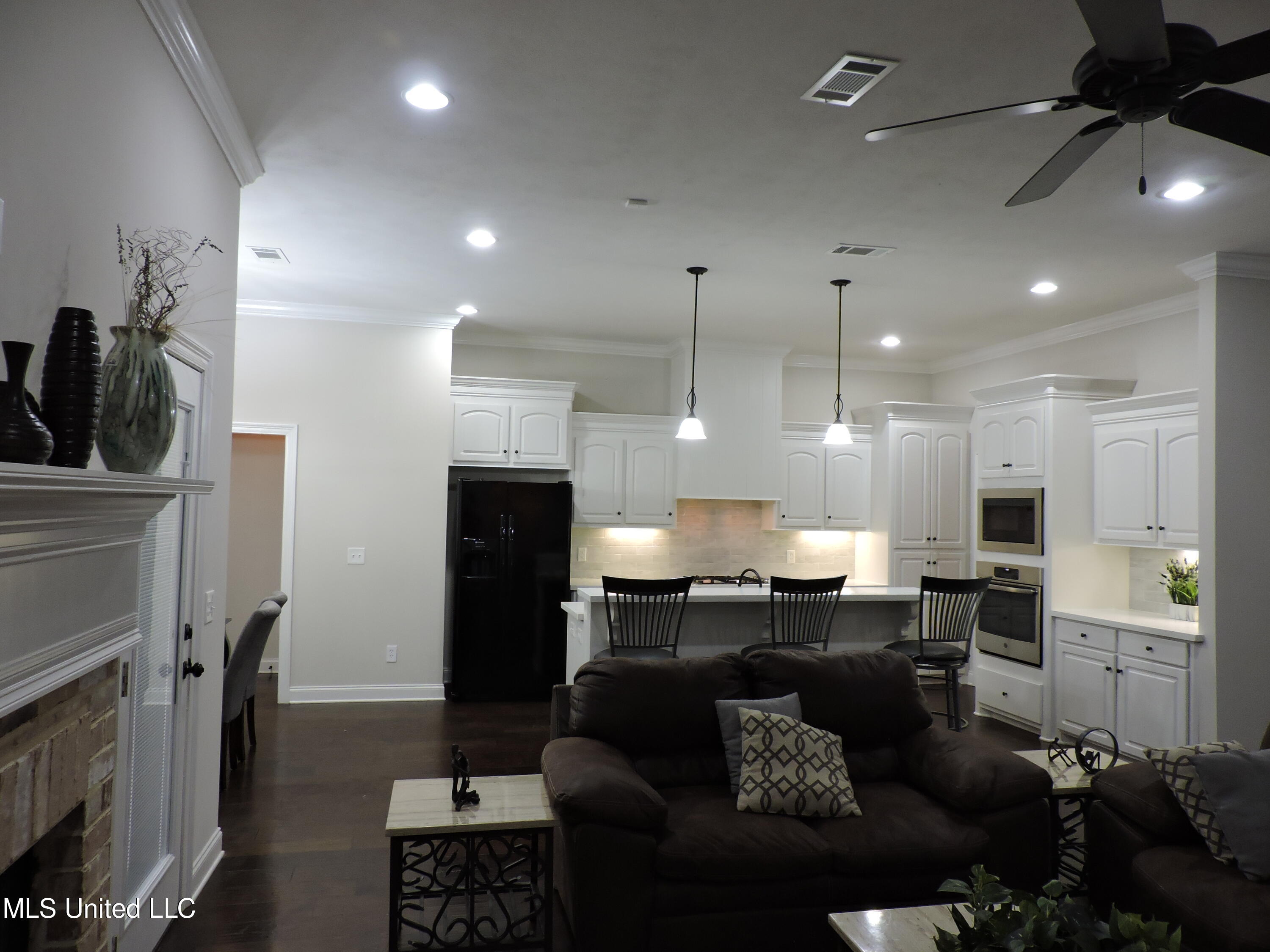 158 Western Ridge Circle Canton, MS 39046 - Photo 12 of 41 DSCN4608