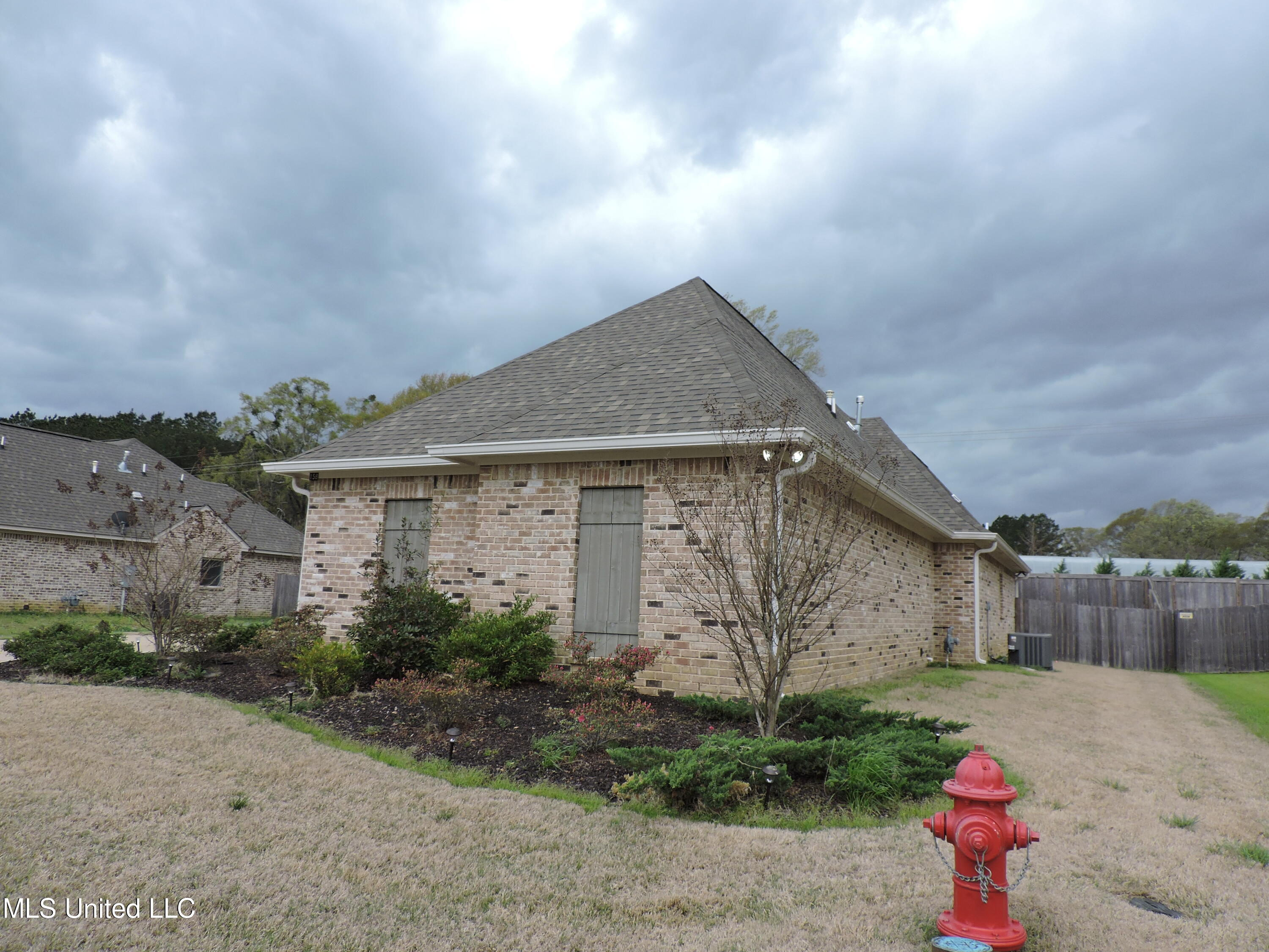 158 Western Ridge Circle Canton, MS 39046 - Photo 5 of 41 DSCN4600