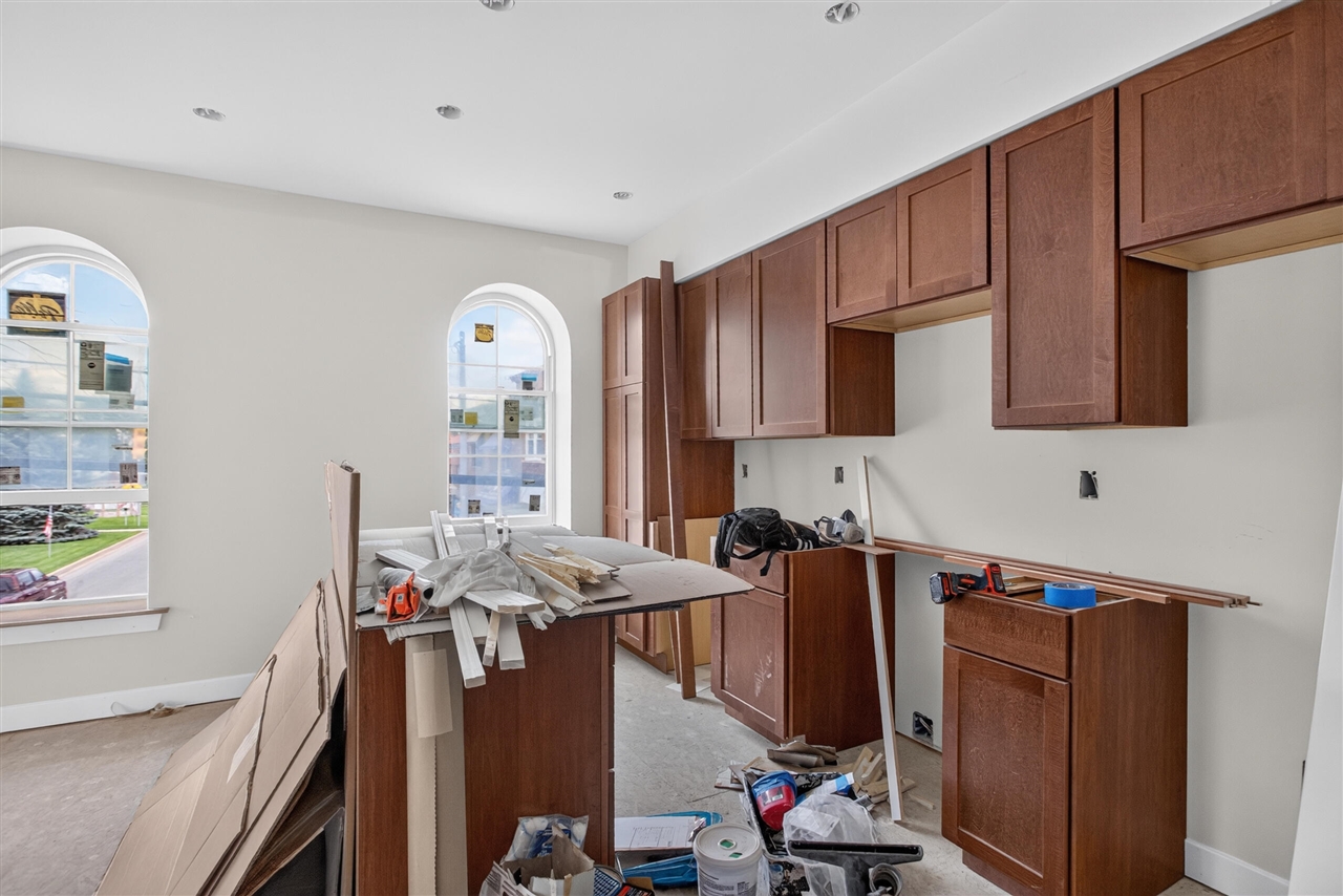 101 Monroe Street, Unit : 2 Brooklyn, MI 49230 - Photo 3 of 9