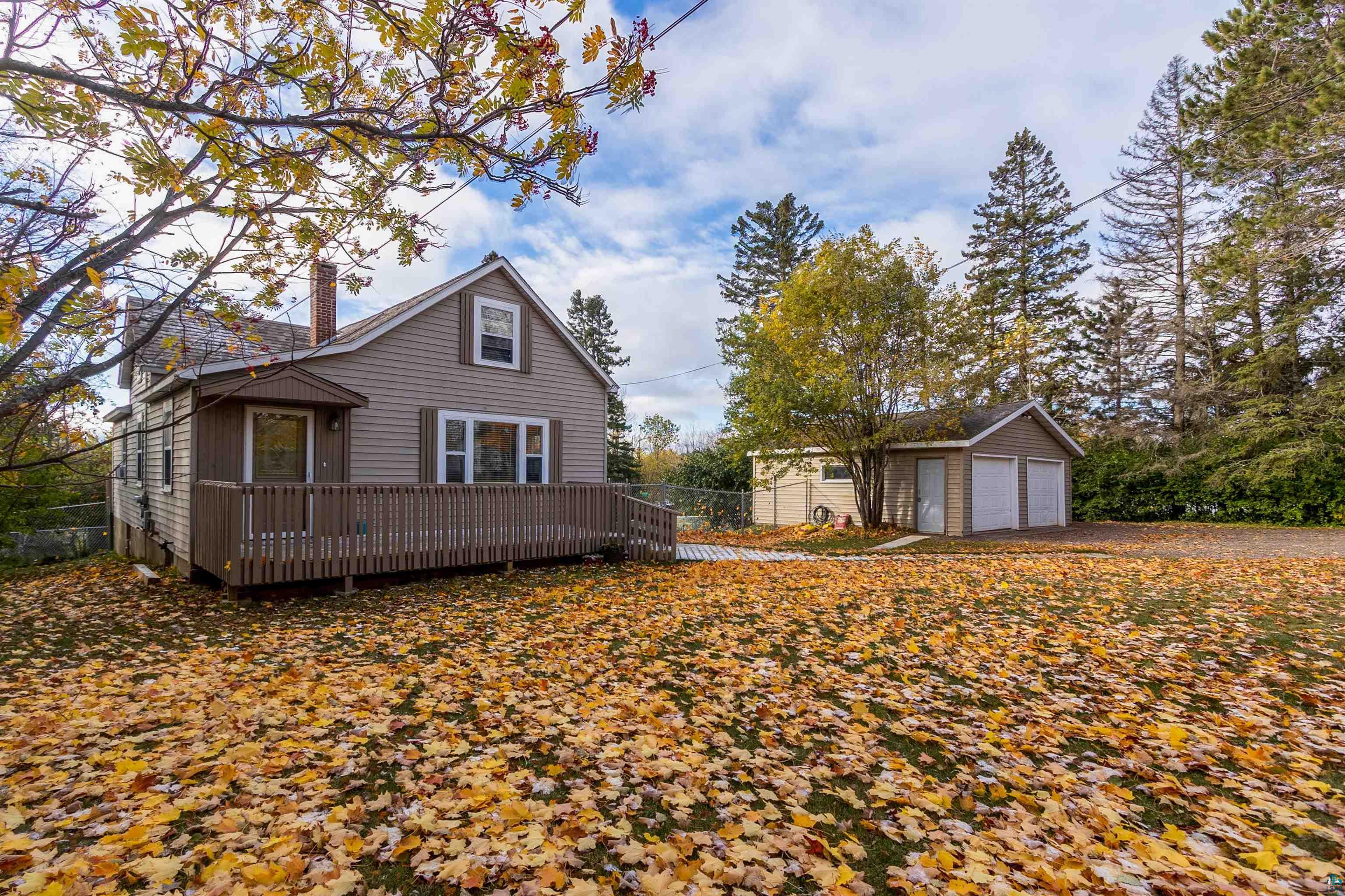 3864 Nelson Road Duluth, MN 55803 - Photo 3 of 16
