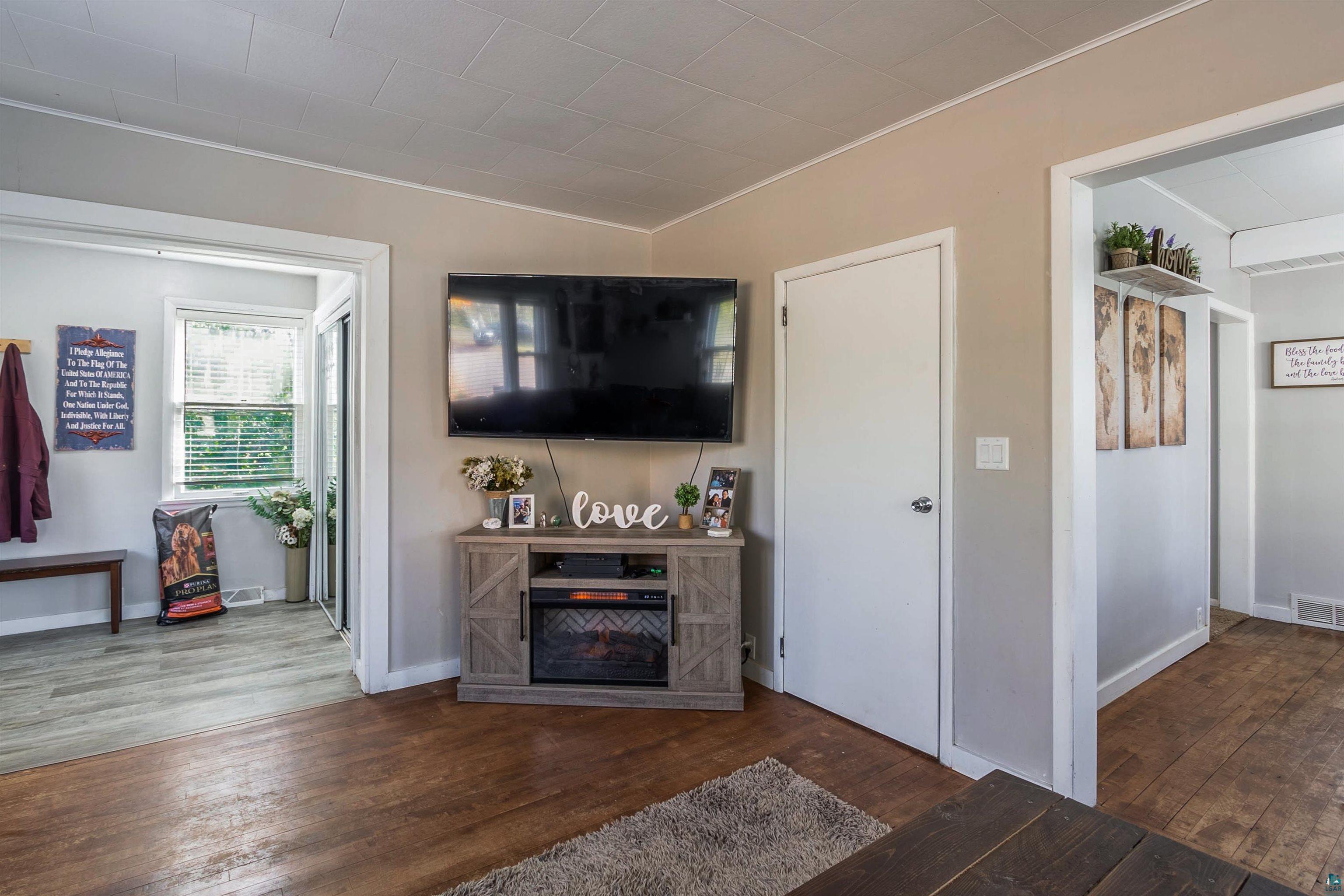 3864 Nelson Road Duluth, MN 55803 - Photo 10 of 16