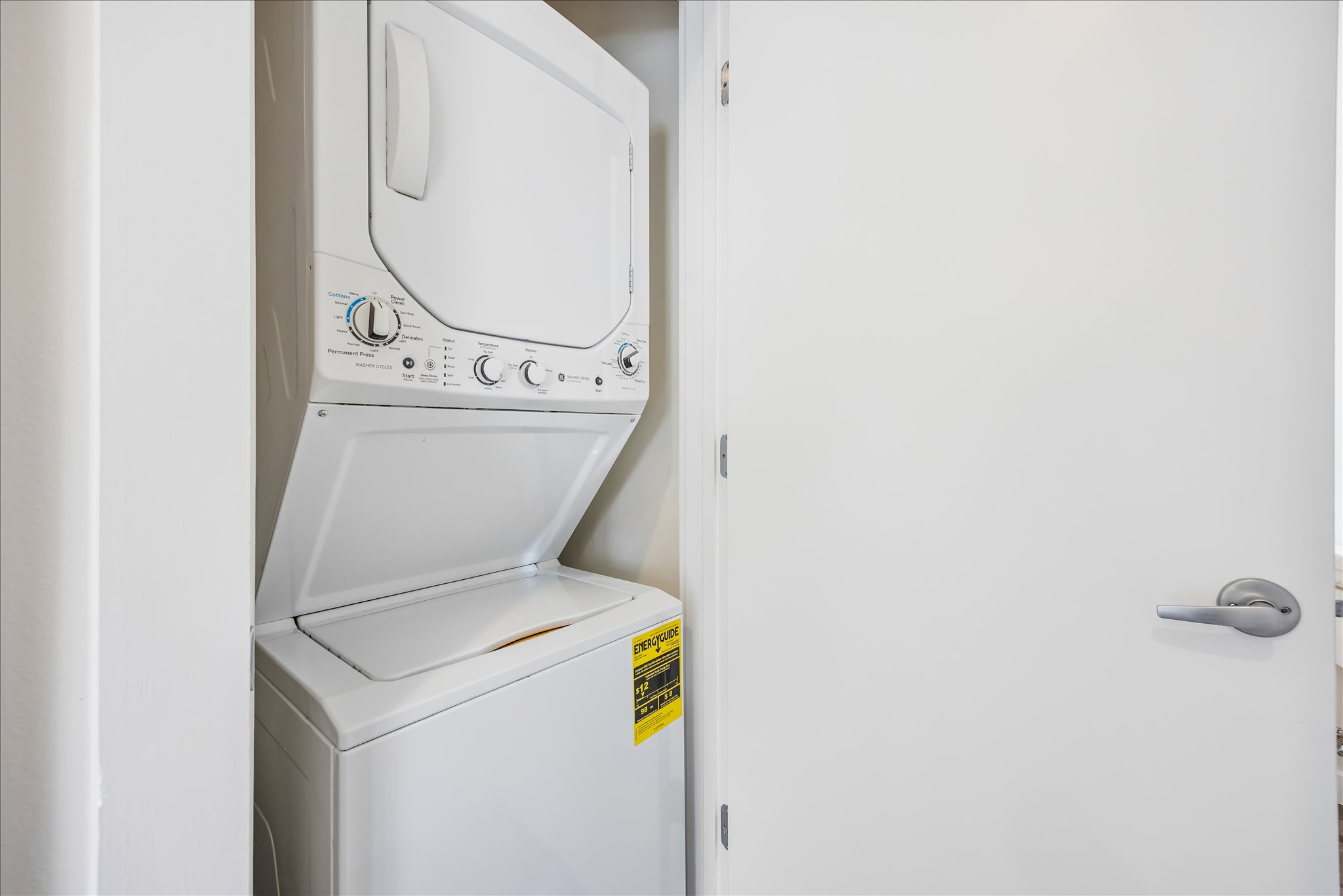 6000 South Congress Avenue, Unit 128 Austin, TX 78745 - Photo 11 of 13 Washer/dryer
