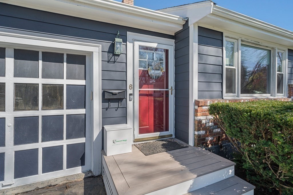 6 Janet Road Randolph, MA 02368 - Photo 6 of 40 Gallery Image 6