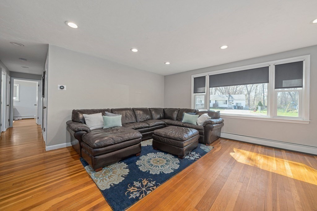 6 Janet Road Randolph, MA 02368 - Photo 8 of 40 Gallery Image 8