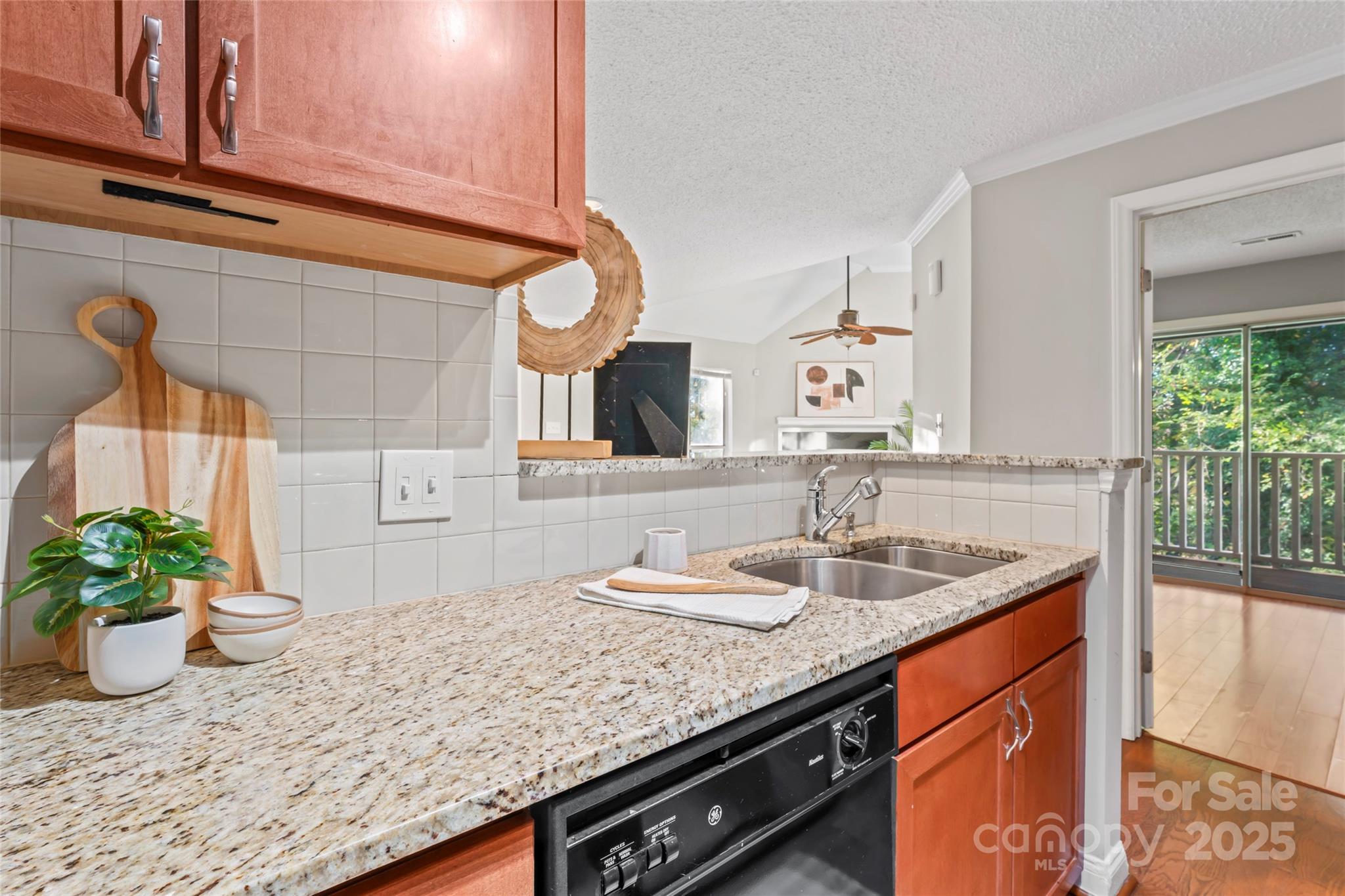 2514 Cranbrook Lane, Unit 5 Charlotte, NC 28207 - Photo 11 of 24