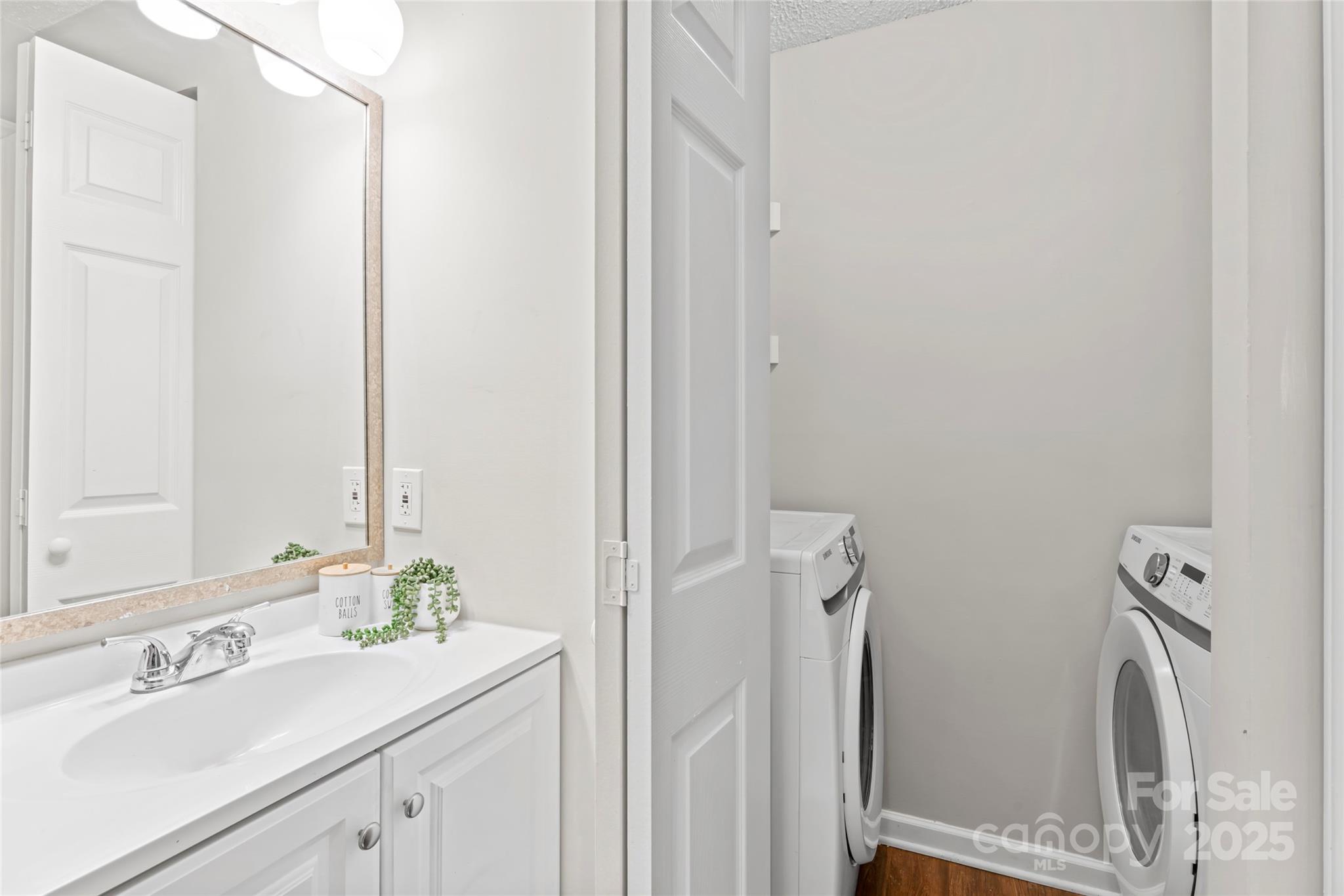 2514 Cranbrook Lane, Unit 5 Charlotte, NC 28207 - Photo 18 of 24