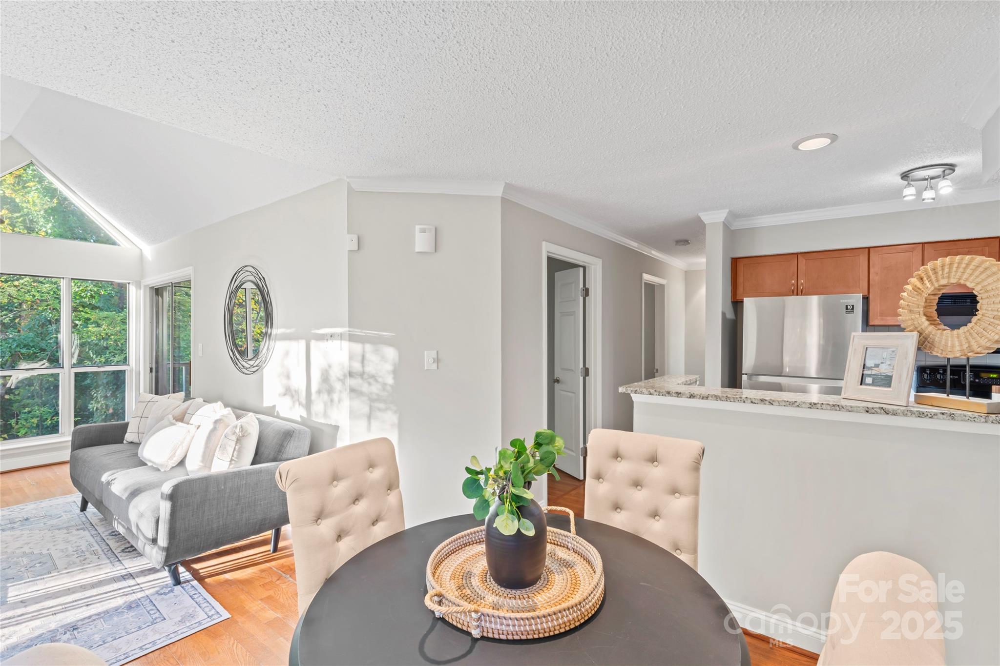 2514 Cranbrook Lane, Unit 5 Charlotte, NC 28207 - Photo 7 of 24