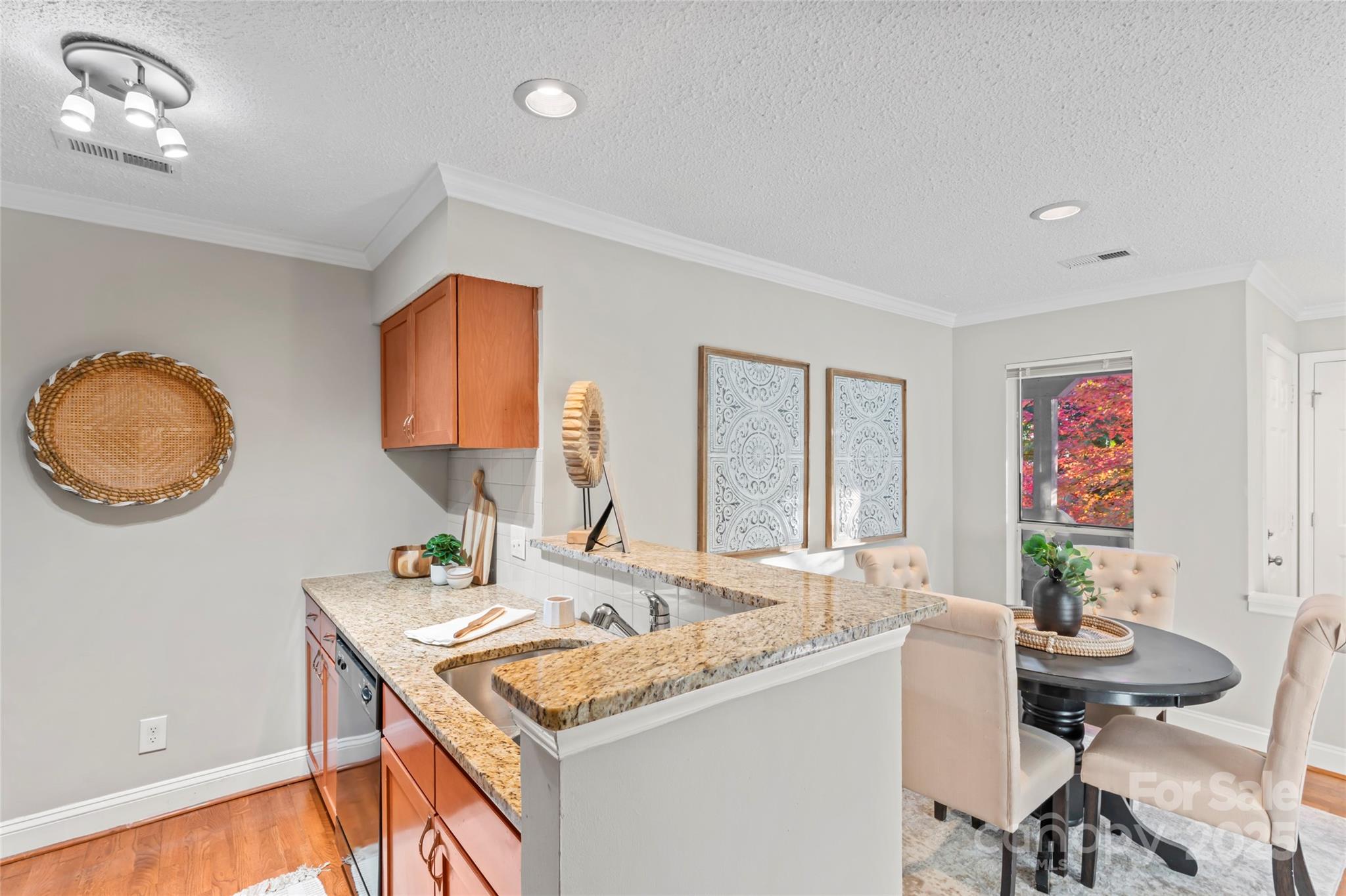 2514 Cranbrook Lane, Unit 5 Charlotte, NC 28207 - Photo 10 of 24