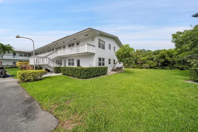 $1,850 | 100 Northampton Street, Unit 100, West Palm Beach, FL 33417