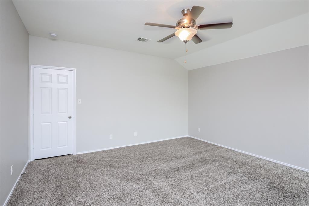 2037 Cattle Creek Road Fort Worth, TX 76134 - Photo 7 of 15