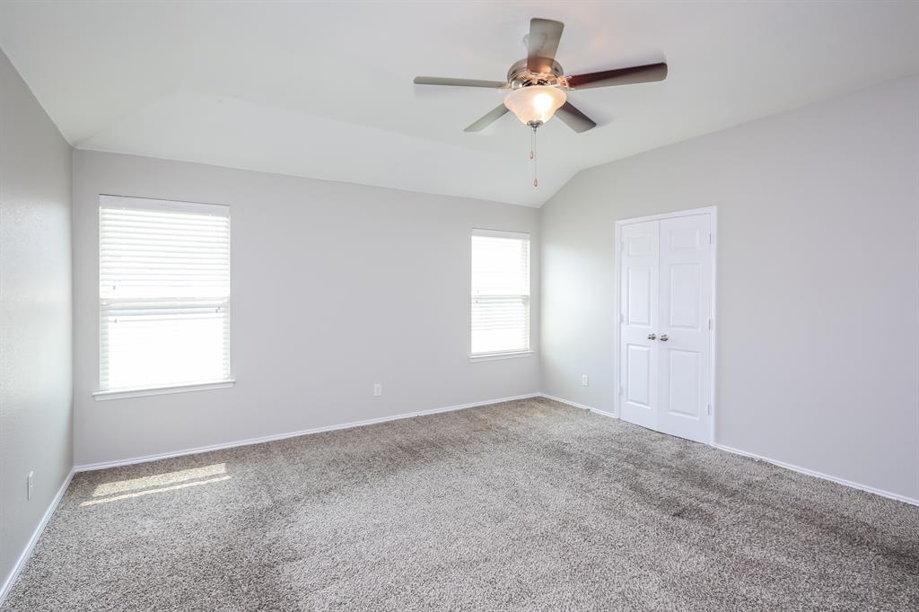 2037 Cattle Creek Road Fort Worth, TX 76134 - Photo 9 of 15