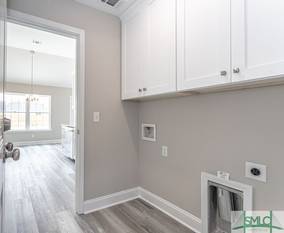 303 Park Place Ellabell, GA 31308 - Photo 14 of 50