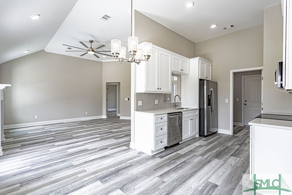 303 Park Place Ellabell, GA 31308 - Photo 28 of 50