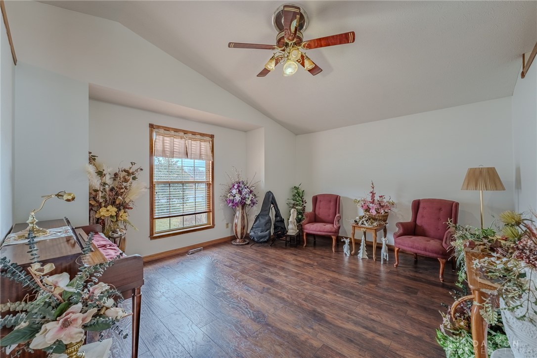 526 West Hoewisher Road Sidney, OH 45365 - Photo 15 of 34