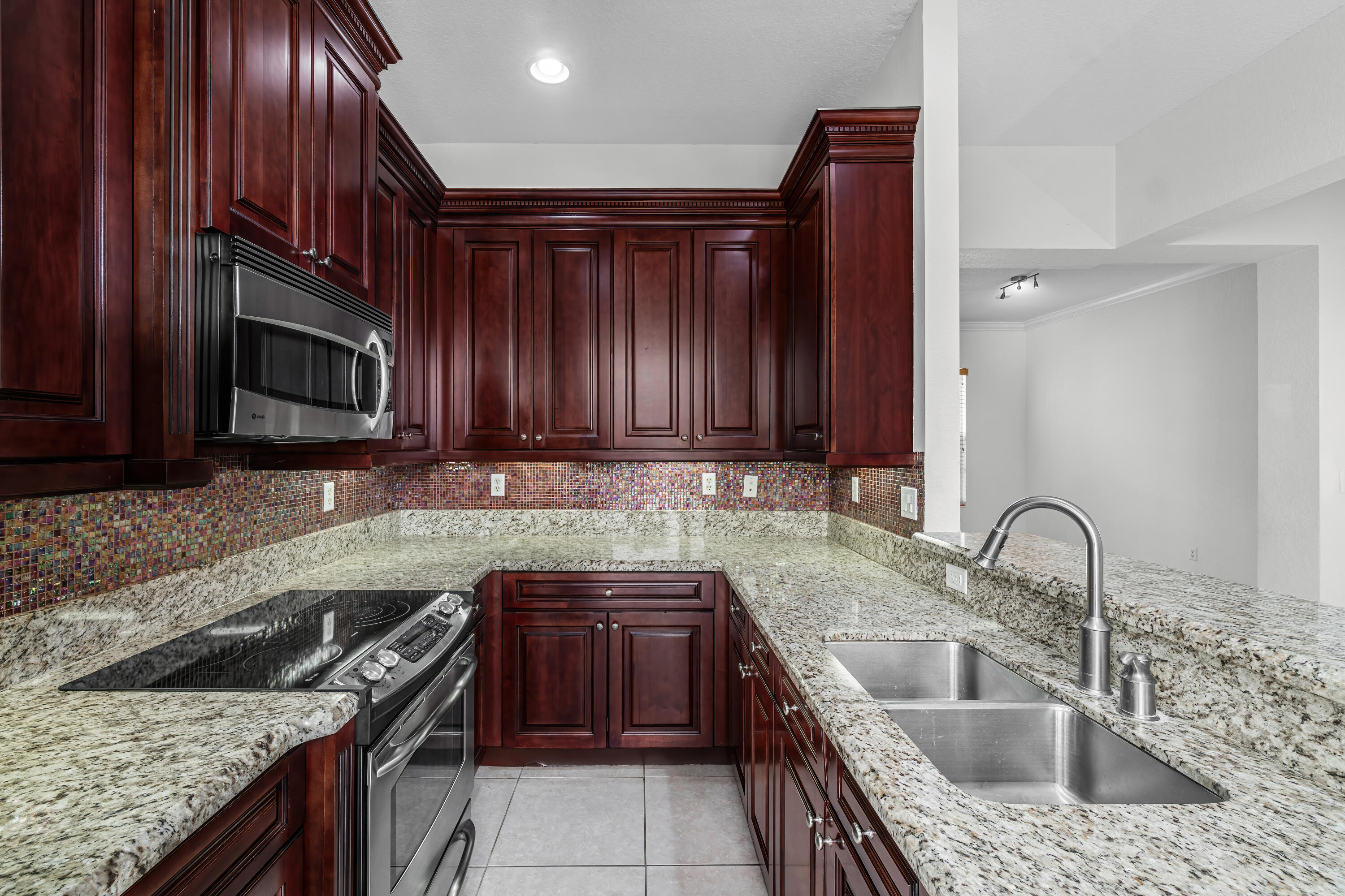 8309 Northwest 8th Terrace Boca Raton, FL 33487 - Photo 13 of 40 011-8309Northwest8thTerrace-BocaRaton-FL
