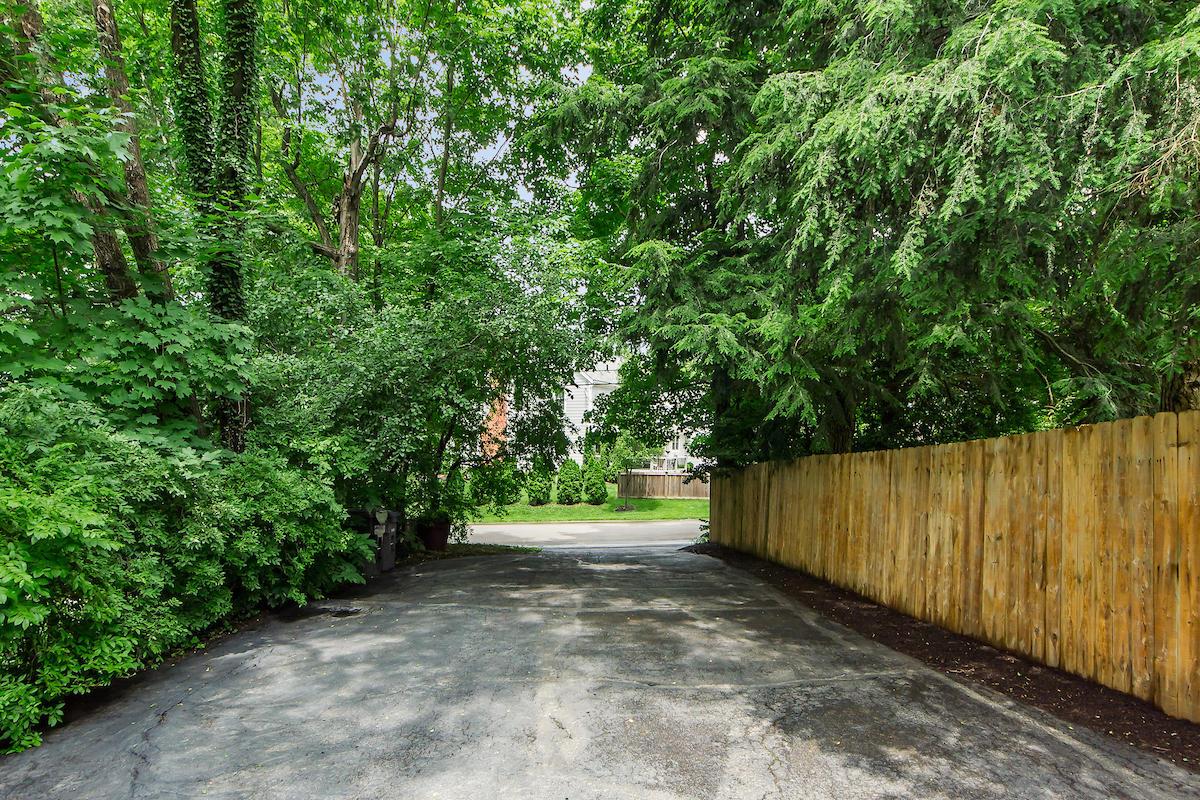 310 Brevoort Road Columbus, OH 43214 - Photo 43 of 48 Gallery Image 43