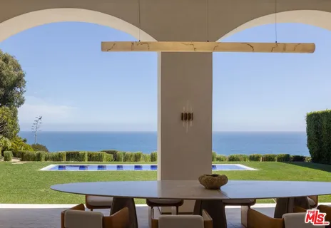 $88,000,000 | 26848 Pacific Coast Highway, Malibu, CA 90265