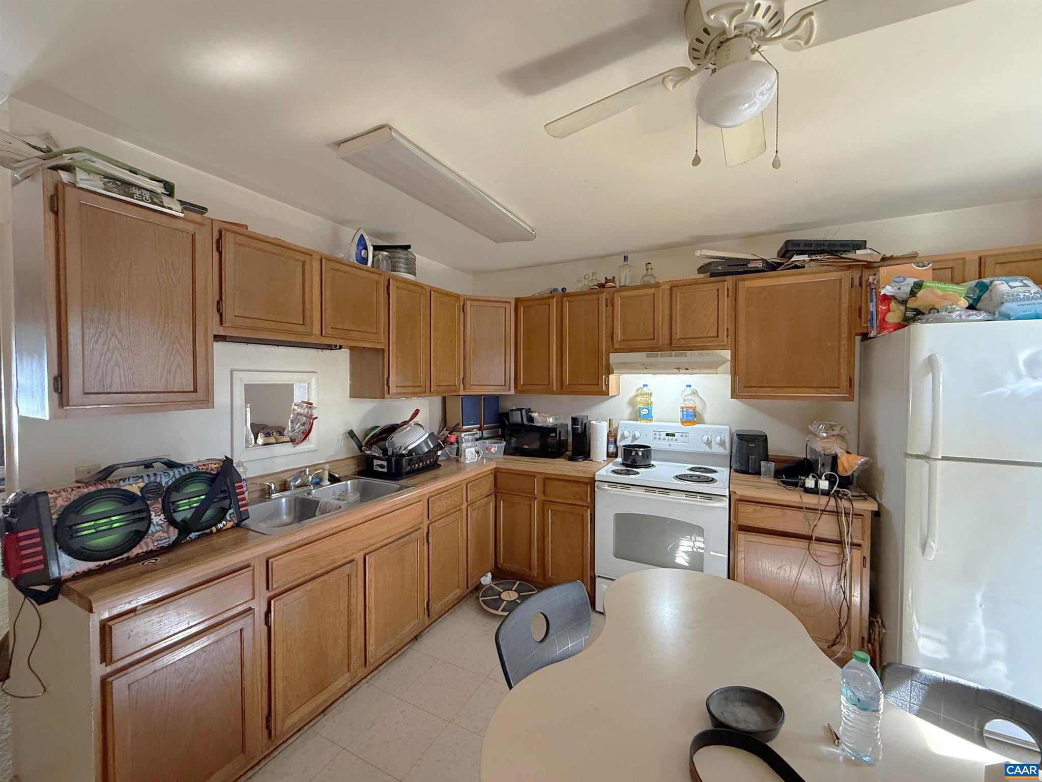 122 Goodman Street Charlottesville, VA 22902 - Photo 5 of 14