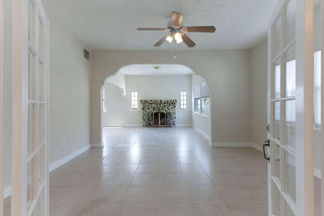 830 Valley Forge Road West Palm Beach, FL 33405 - Photo 4 of 23 view from foyer into living room