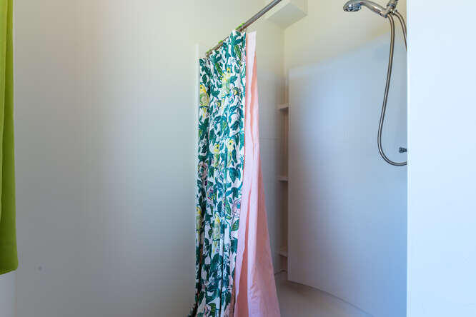 830 Valley Forge Road West Palm Beach, FL 33405 - Photo 7 of 23 guest shower