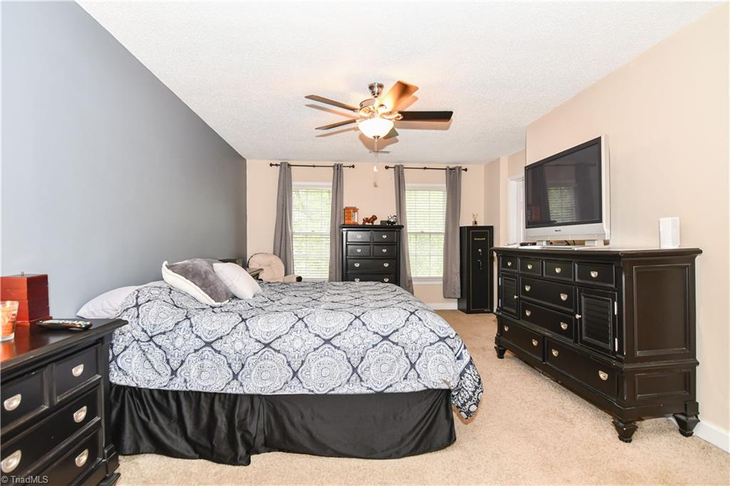 6305 High View Road Greensboro, NC 27410 - Photo 12 of 23 Gallery Image 12