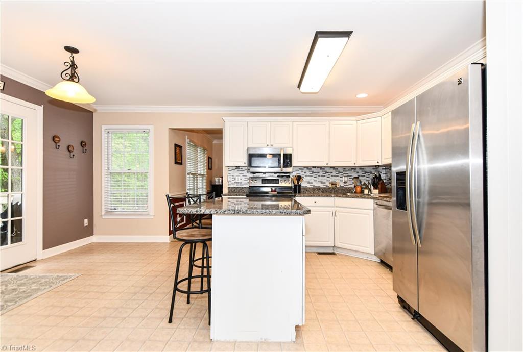 6305 High View Road Greensboro, NC 27410 - Photo 9 of 23 Gallery Image 9