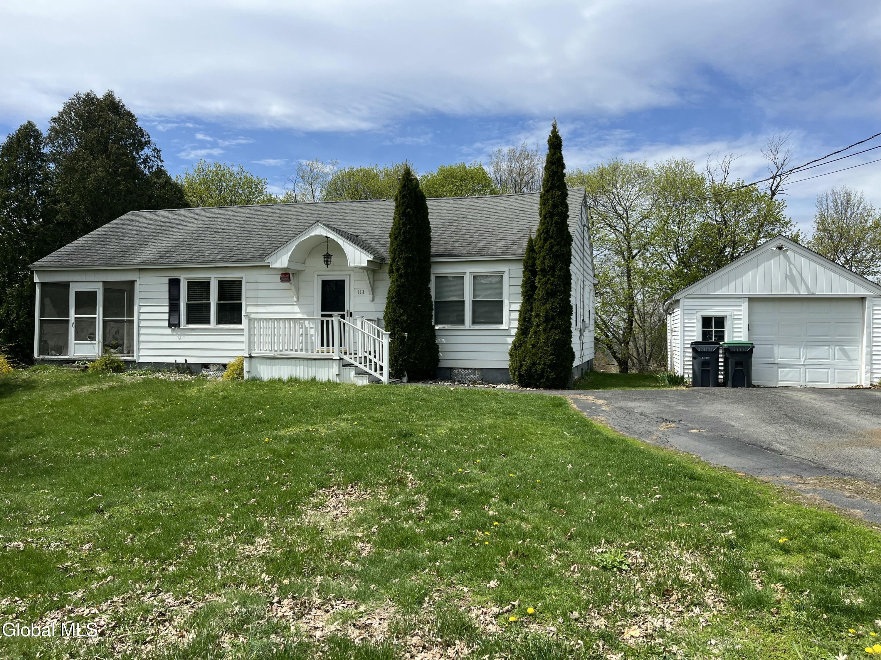 113 Valley View Avenue Troy, NY 12182 - Photo 1 of 12 IMG_0216
