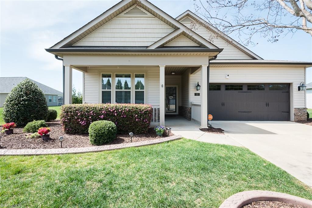 135 Brocks Trace Burlington, NC 27215 - Photo 3 of 46