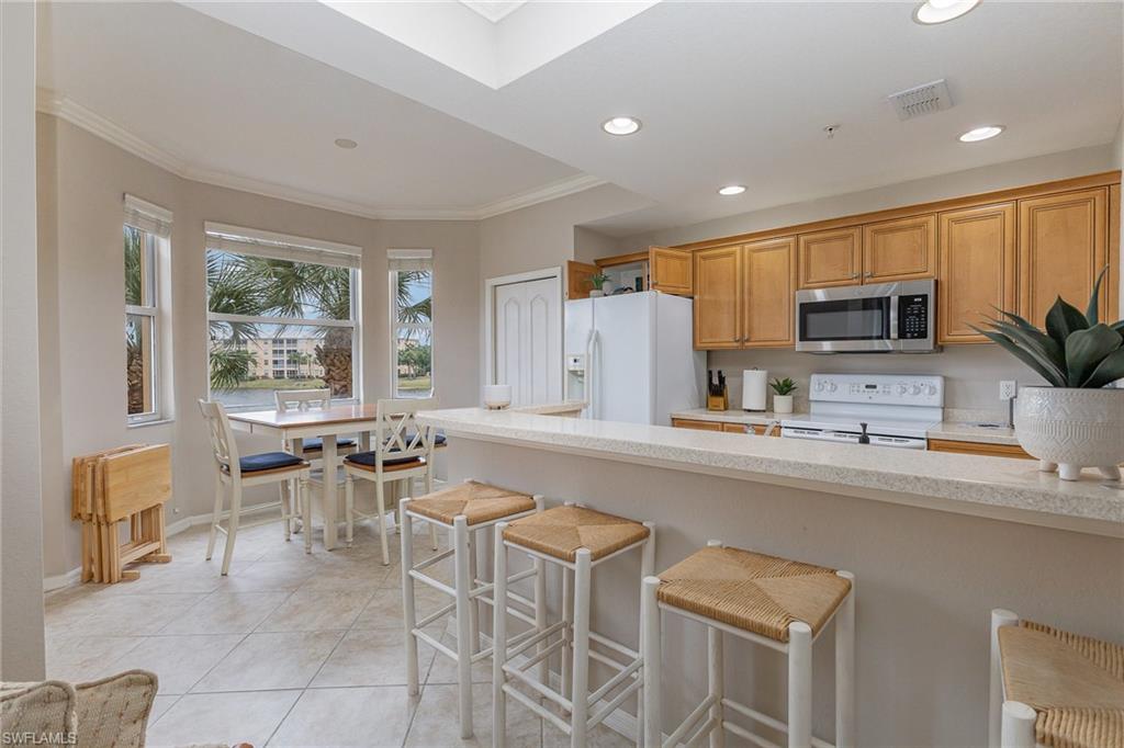 8470 Kingbird Loop, Unit 1027 Estero, FL 33967 - Photo 6 of 21