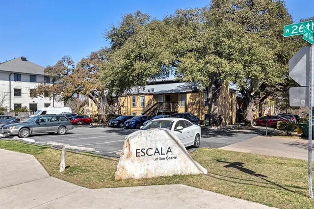 $1,250 | 1000 West 26th Street, Unit 220, Austin, TX 78705