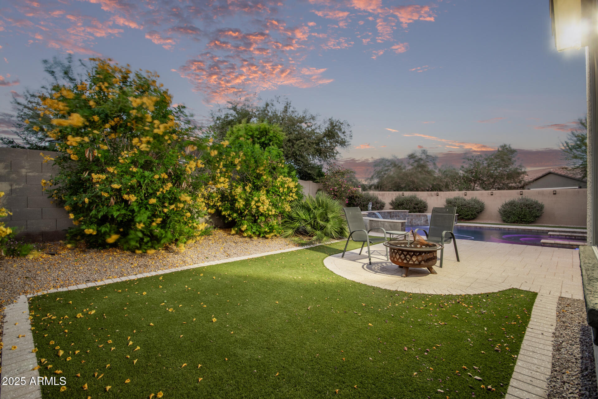 1076 East Kensington Road Gilbert, AZ 85297 - Photo 38 of 66 67 Kensington