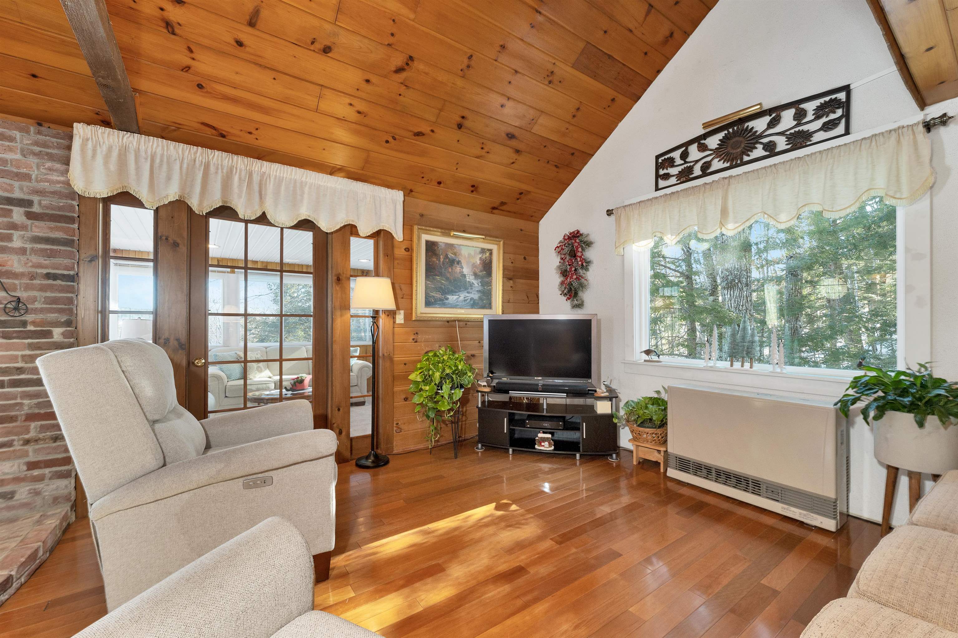 334 Fox Road Madison, NH 03849 - Photo 20 of 59