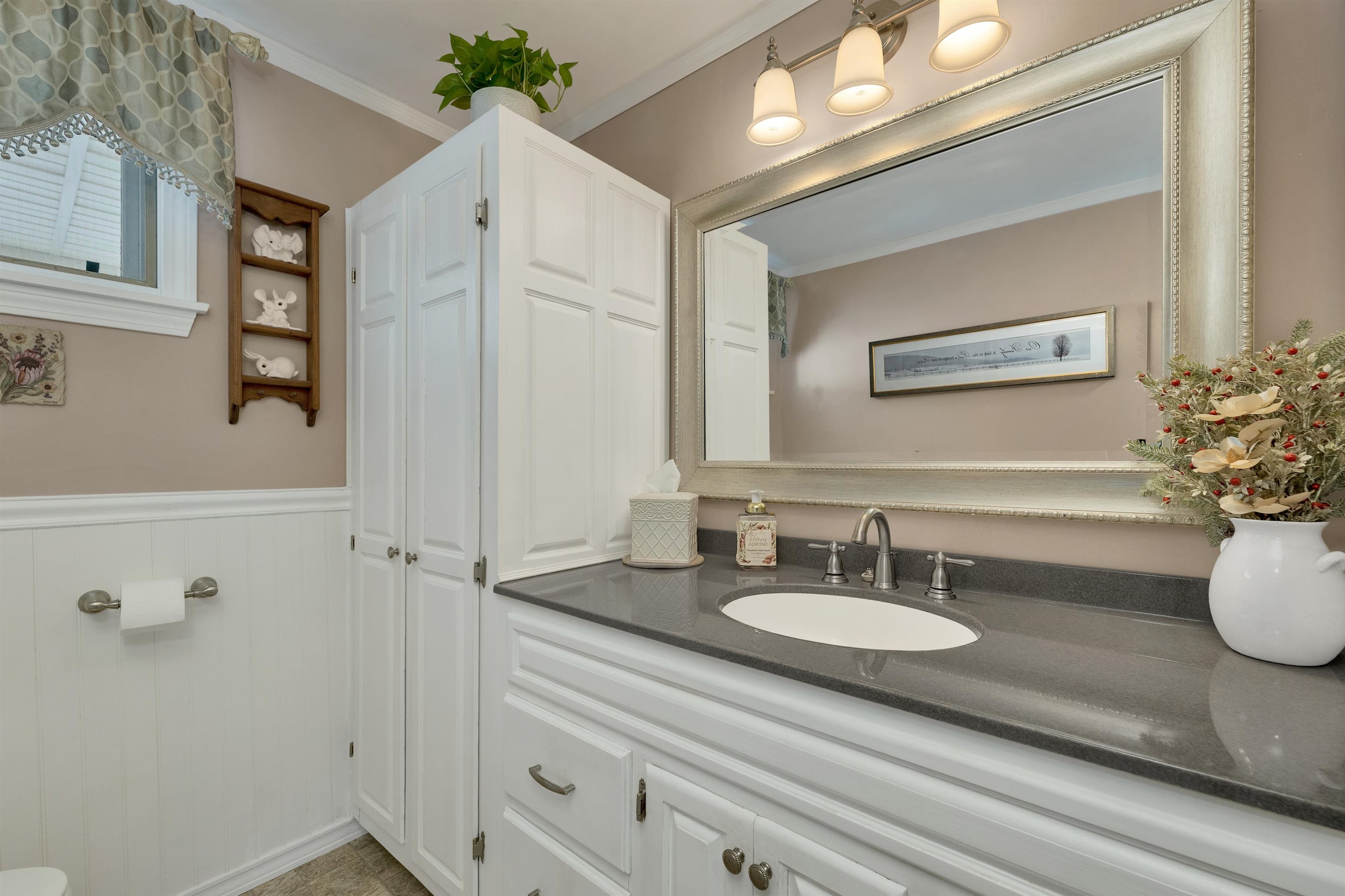 334 Fox Road Madison, NH 03849 - Photo 34 of 59