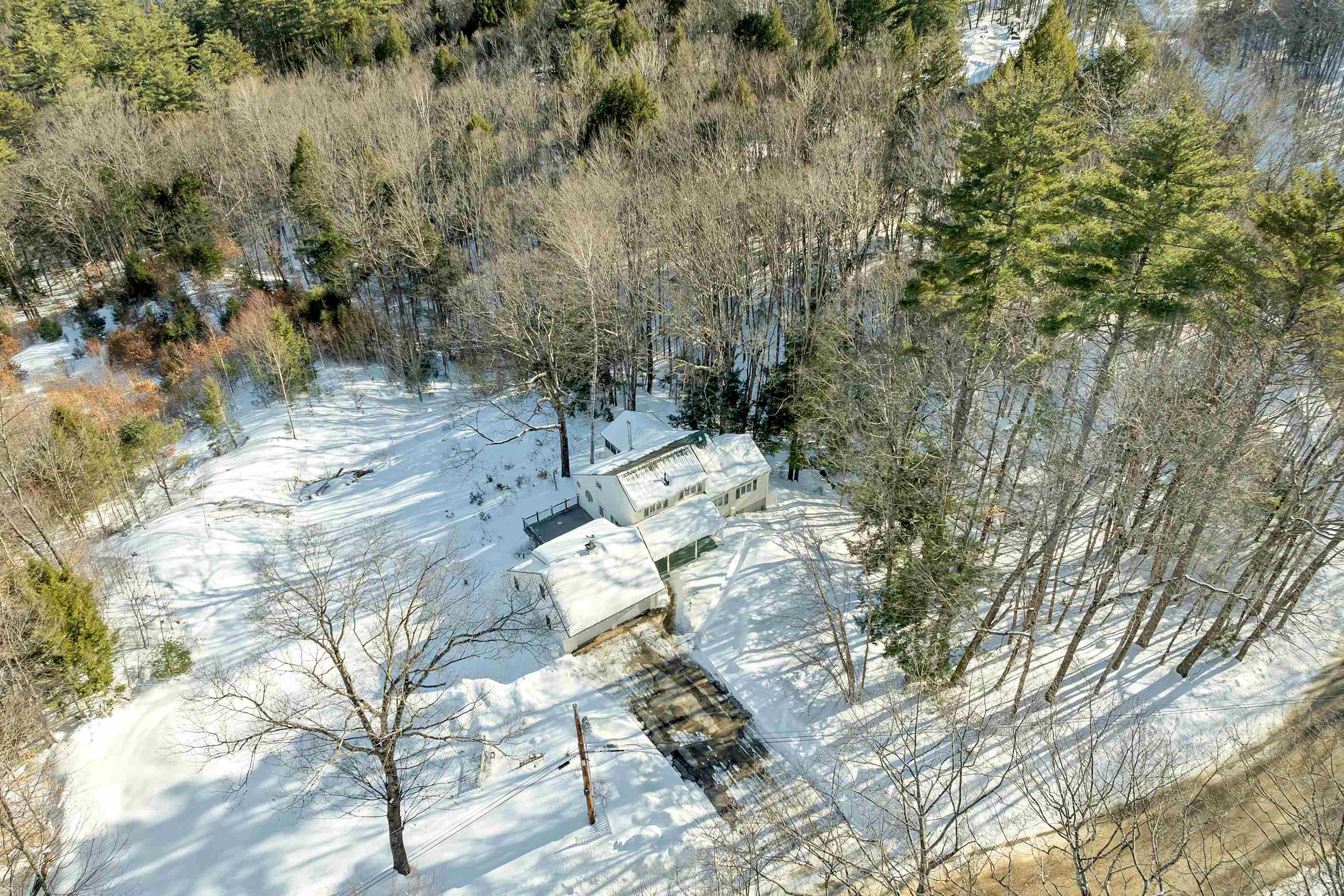 334 Fox Road Madison, NH 03849 - Photo 9 of 59