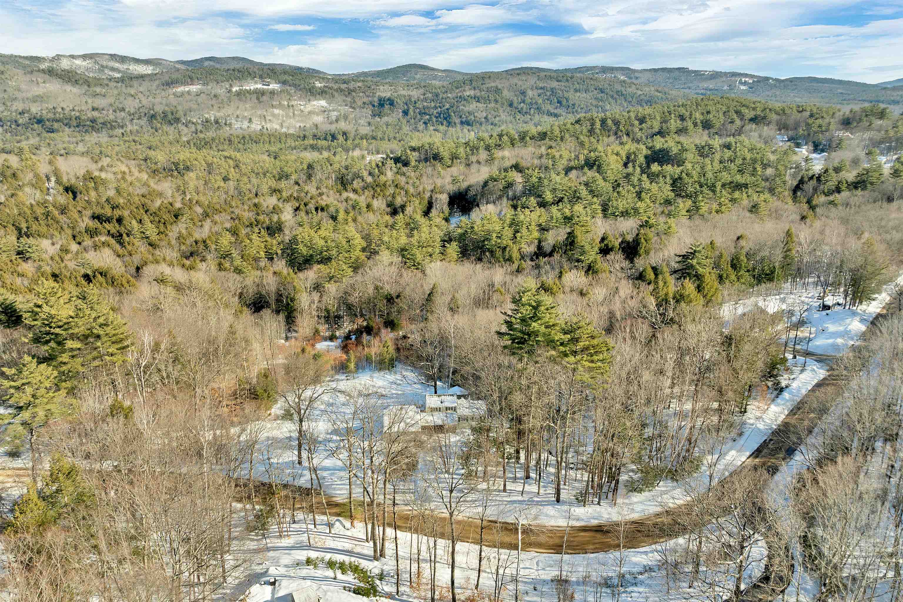 334 Fox Road Madison, NH 03849 - Photo 10 of 59