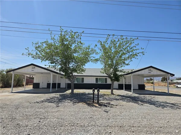 $1,325 | 1083 East Calvada Boulevard, Unit B, Pahrump, NV 89048