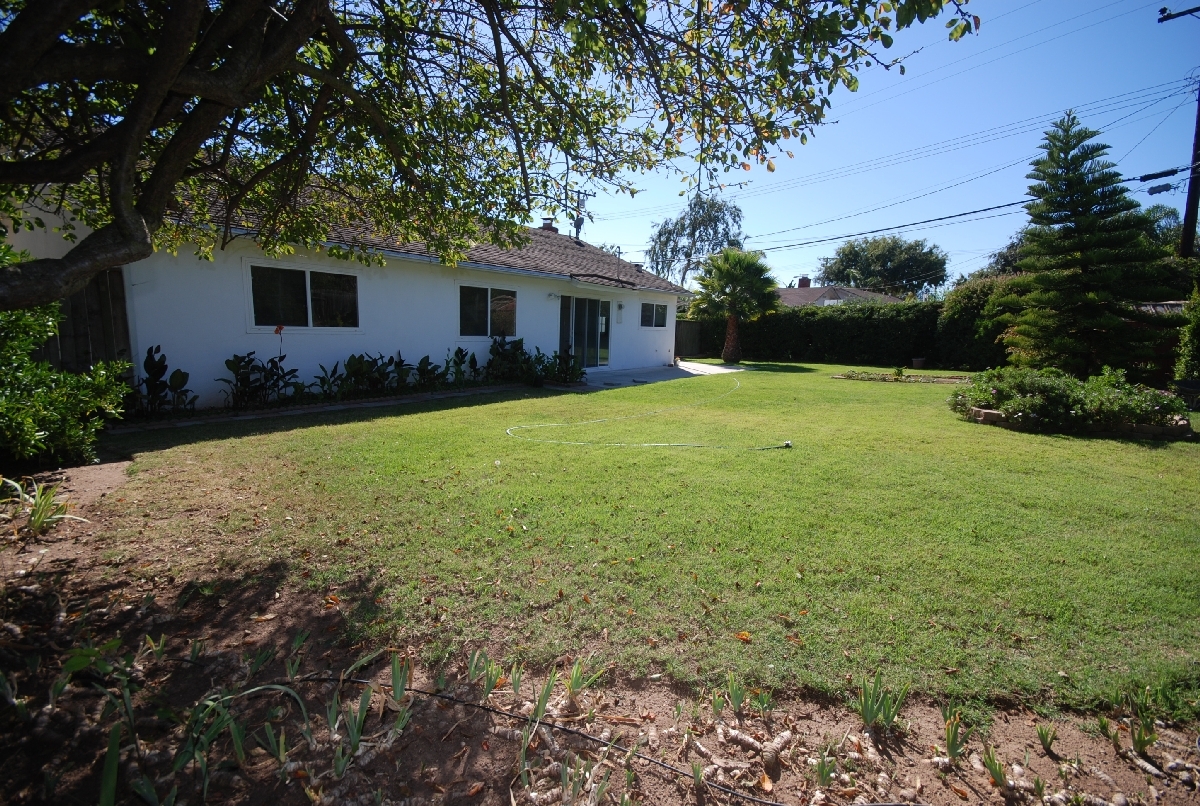 5586 Cathedral Oaks Road Santa Barbara, CA 93111 - Photo 4 of 19 4 - Backyard