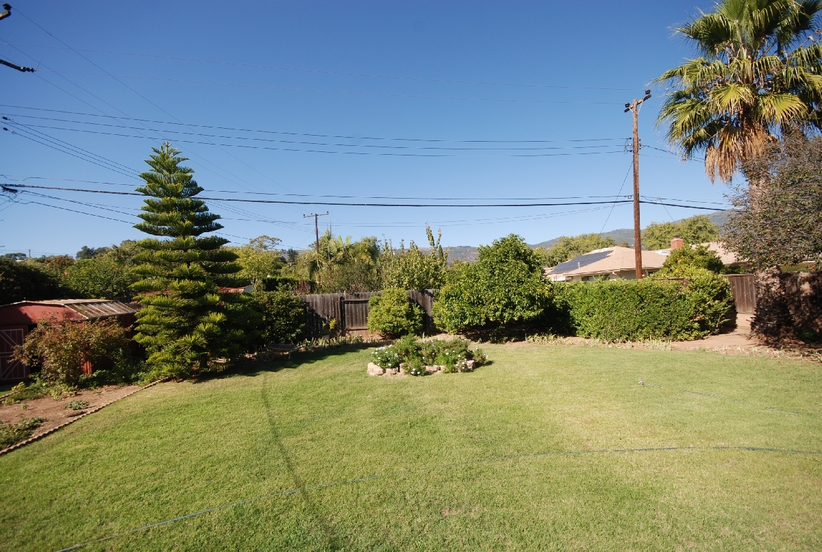5586 Cathedral Oaks Road Santa Barbara, CA 93111 - Photo 5 of 19 5 - Backyard with mountain View