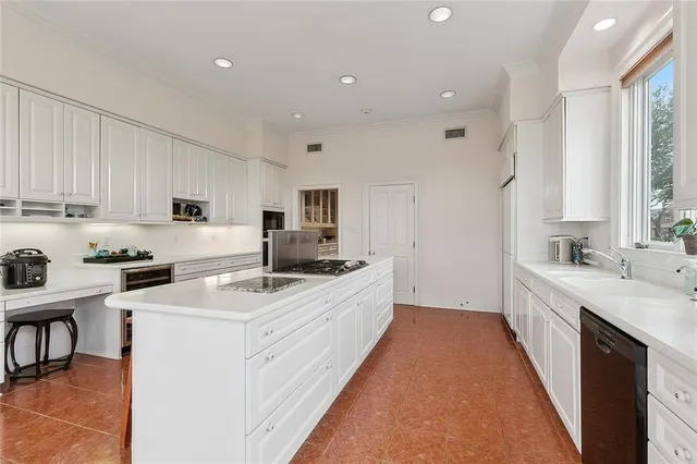 $1,390,000 | 4845 Folse Drive, Metairie, LA 70006