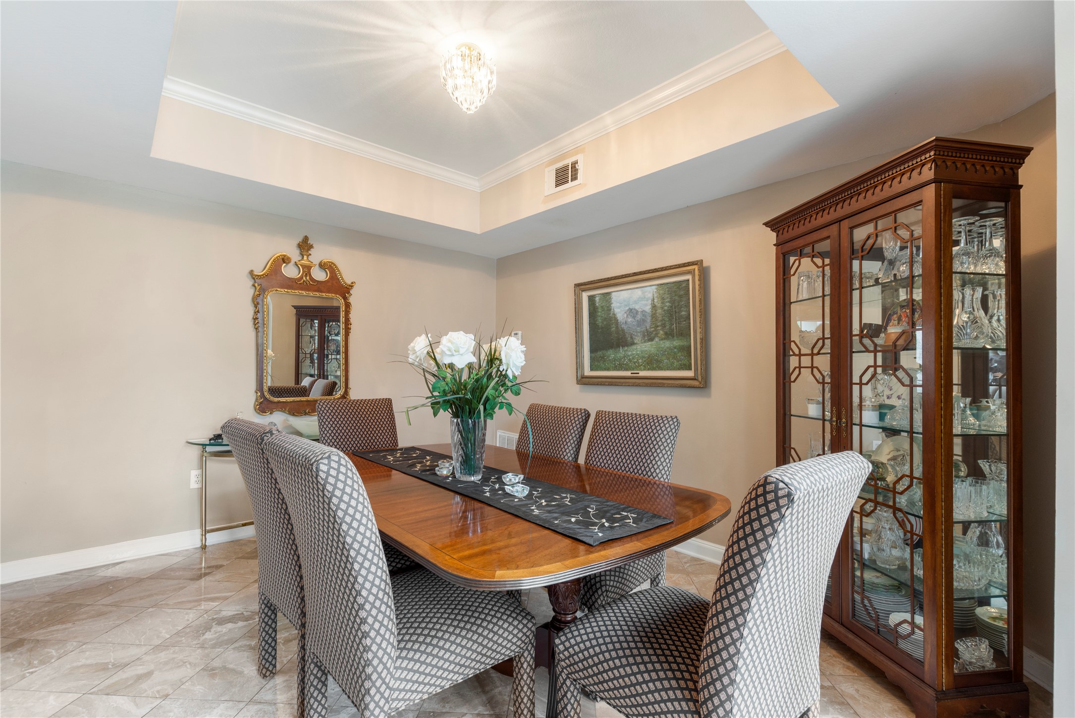 457 Mariners Drive Kemah, TX 77565 - Photo 5 of 25 Formal Dining room
