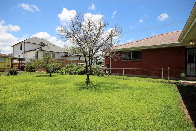 $2,200 | 6568 Pontchartrain Boulevard, New Orleans, LA 70124