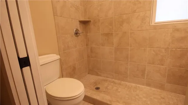 $2,200 | 6568 Pontchartrain Boulevard, New Orleans, LA 70124