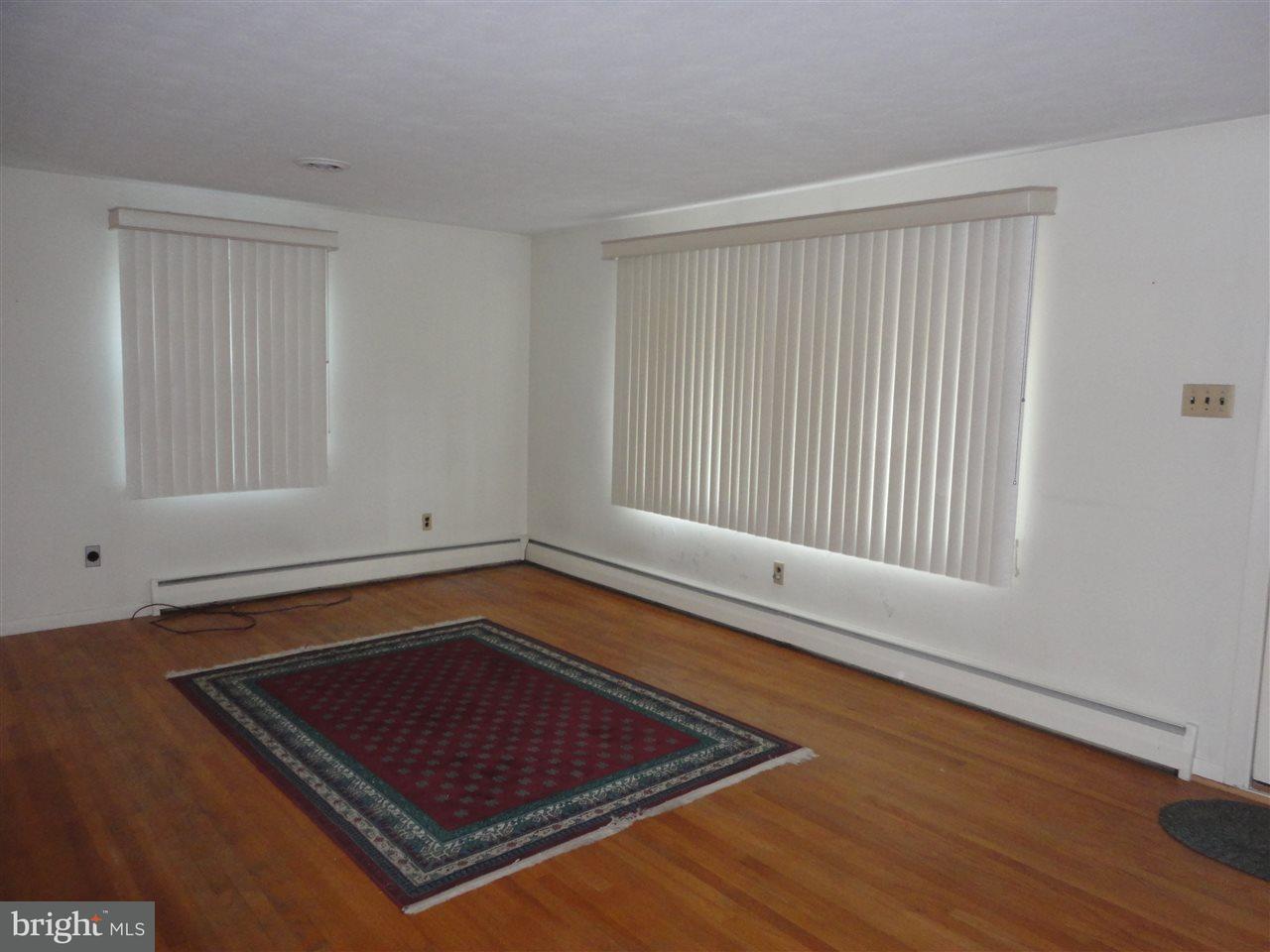 145 Windsor Road York, PA 17402 - Photo 5 of 12 Gallery Image 5