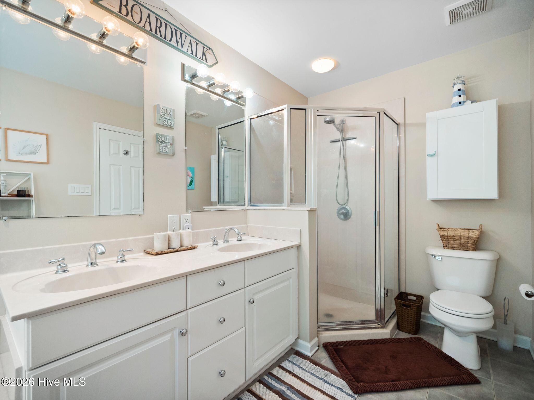 419 Riverside Lane Stella, NC 28582 - Photo 16 of 36 master bath