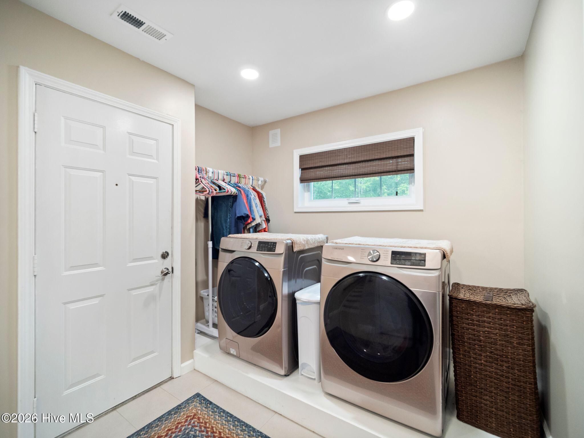 419 Riverside Lane Stella, NC 28582 - Photo 21 of 36 laundry area