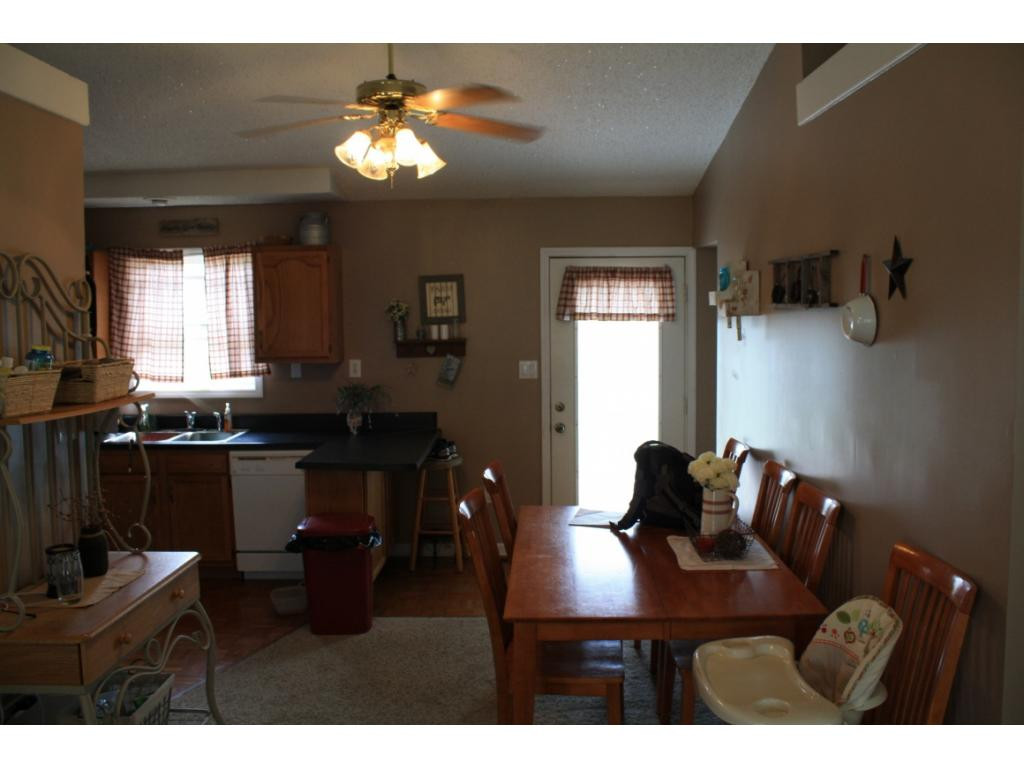 285 Falcon Circle Afton, TN 37616 - Photo 6 of 22 Photo 6