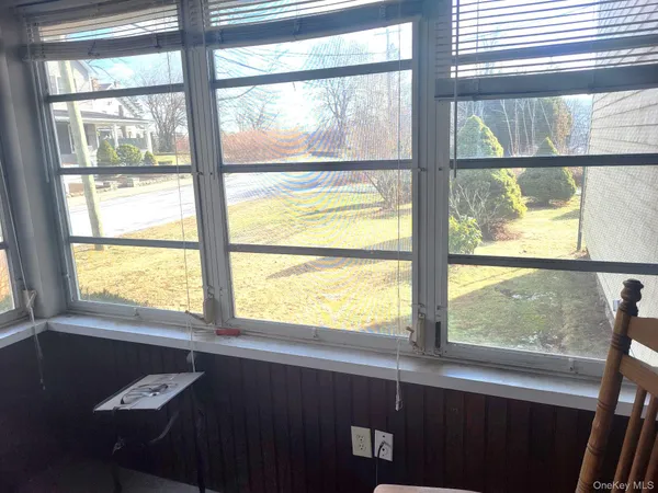 $425,000 | 7 Hambletonian Avenue, Chester, NY 10918